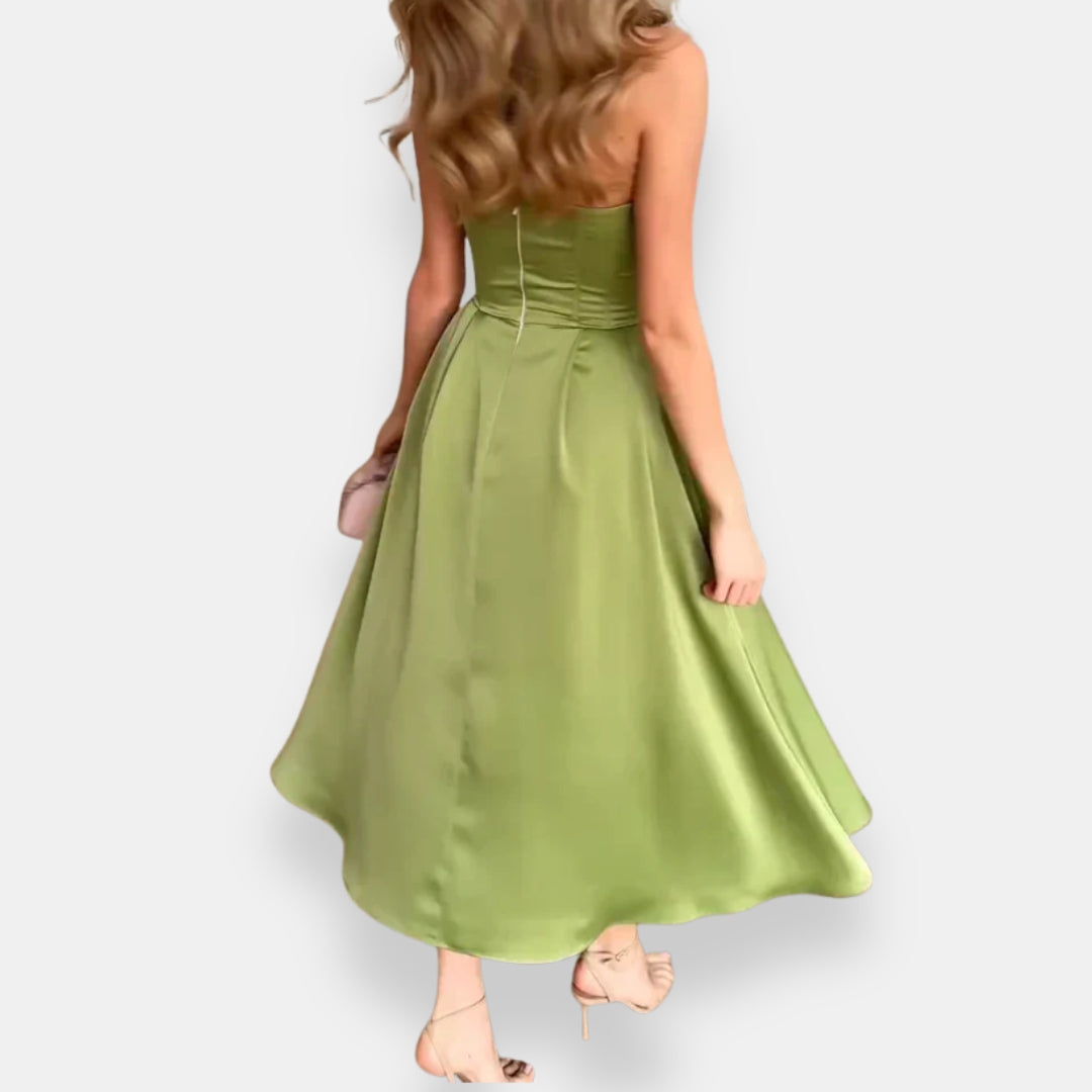 Vestido Olivette | Midi Satinado con Escote Corazón